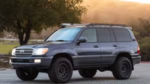 Image of Toyota Land Cruiser 100 series